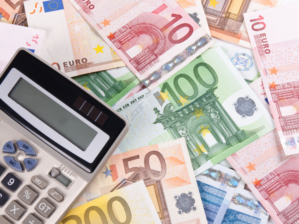 Europske novčanice od 10, 50, 100 i 200 eura s kalkulatorom, pragovi duga u postupku stečaja potrošača